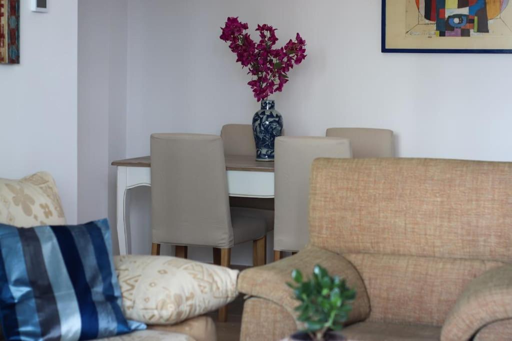 Oasis In Estepona With Parking 5Min From The Beach Buitenkant foto