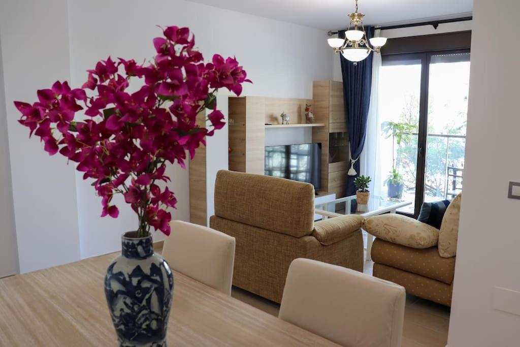 Oasis In Estepona With Parking 5Min From The Beach Buitenkant foto